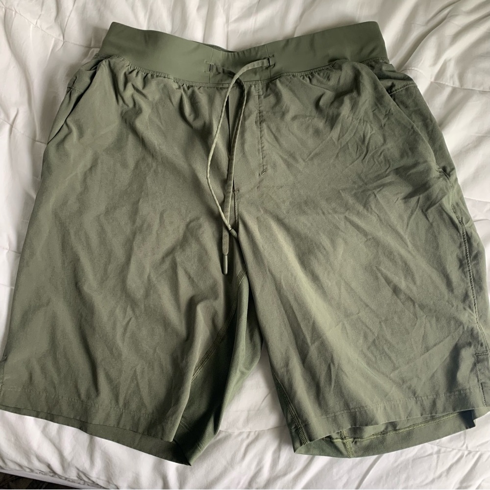Mens lulu lemon shorts